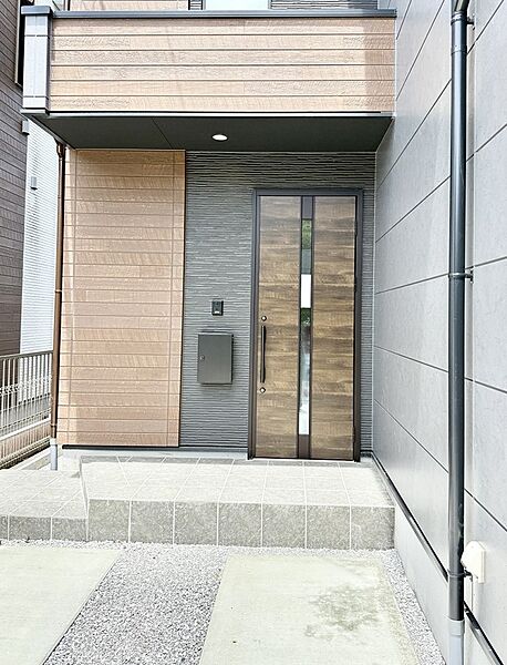 玄関を拡大表示