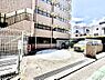 駐車場：■プライベート感のある玄関ですね