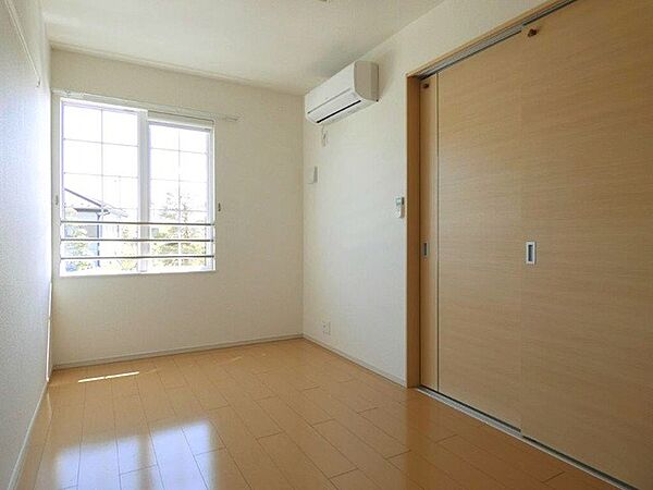 apartment 栃木県宇都宮市東塙田２丁目2-17