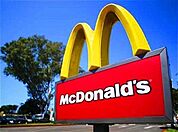 マクドナルド宝積寺バイパス店 784m