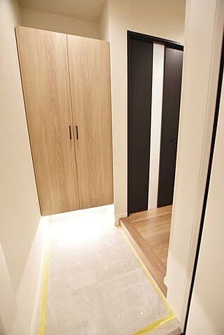 玄関 JR山手線 池袋駅 徒歩9分