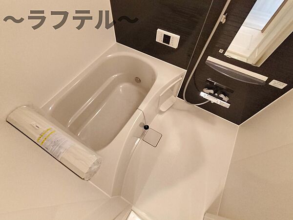 クエル