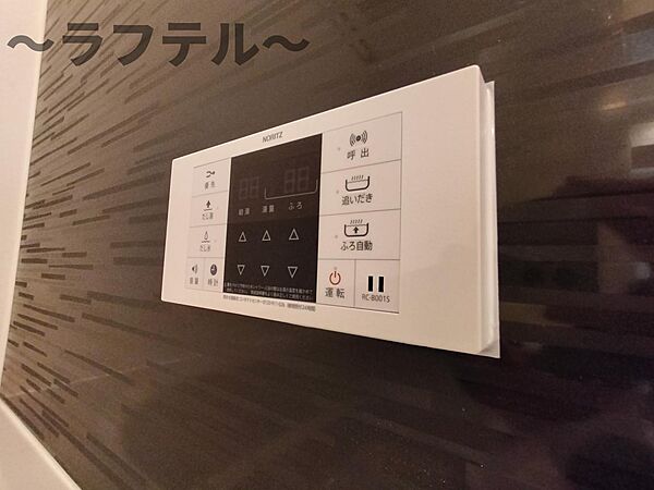 クエル