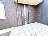 外観：エントランス