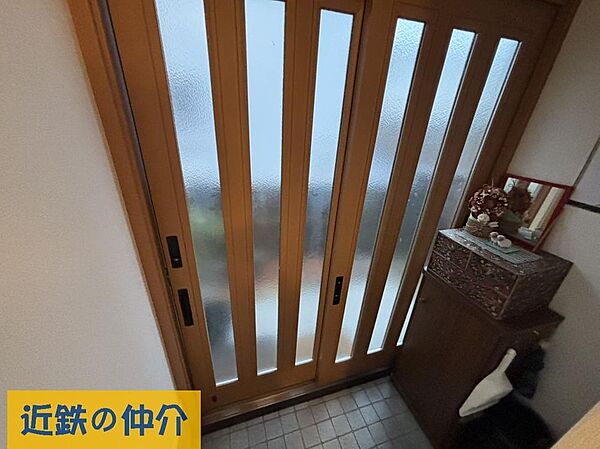 玄関を拡大表示