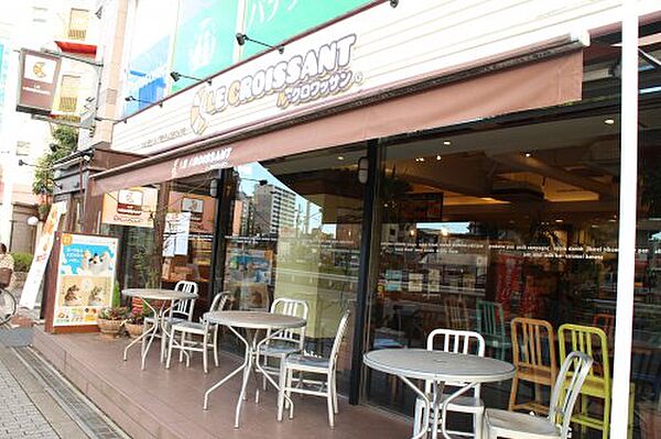 画像26:【喫茶店・カフェ】ル・クロワッサンショップ 鶴見緑地店まで663ｍ