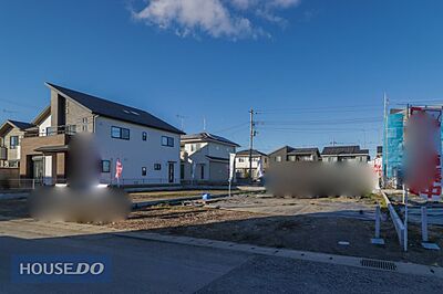 外観：【現地写真】建築中。