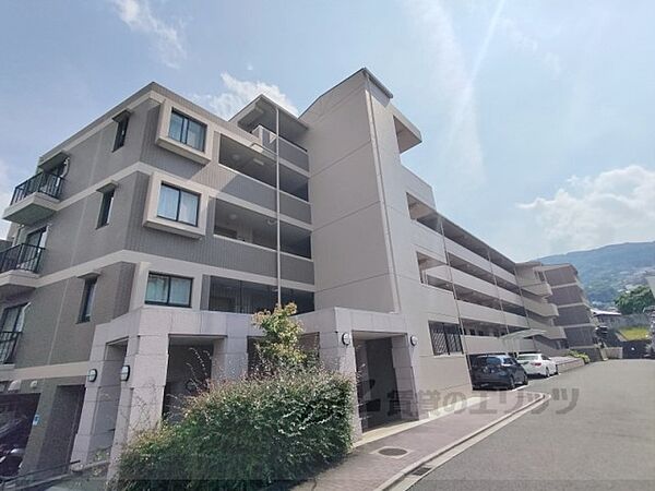 奈良県生駒市東旭ヶ丘(賃貸マンション3LDK・1階・73.29㎡)の写真 その1
