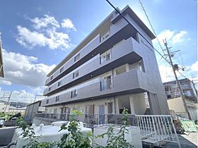 三和ハイツ八木北棟  ｜ 奈良県橿原市地黄町（賃貸マンション1LDK・4階・45.36㎡） その1