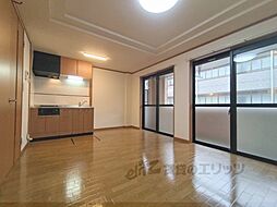 パラシオ　ヴィノ　ティント 107 1階1LDKのリビング/ダイニング