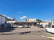 ローソン　橿原御坊町店まで30メートル