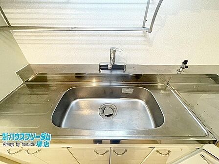 浄水器が備え付けられております♪
