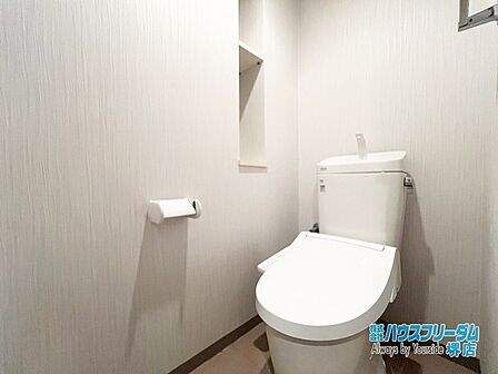 清潔感のあるトイレです♪