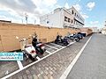バイク置き場の...