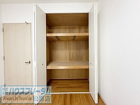 7.4帖洋室・収納