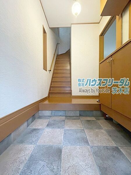 玄関を拡大表示