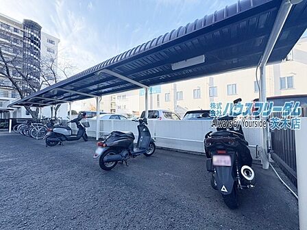 バイク置き場