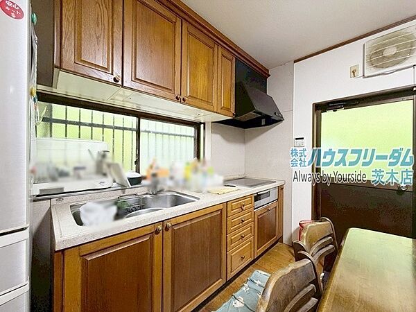 キッチンを拡大表示