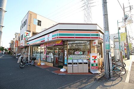 セブンイレブン 足立青井駅前店 350m