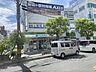 周辺：ファミリーマート　岡東町店まで440メートル