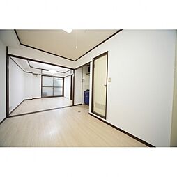 クレスト草津 3階ワンルームのリビング/ダイニング