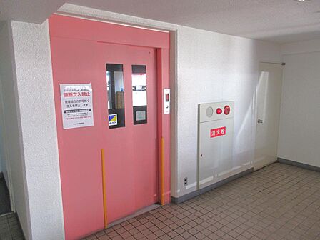 エレベータ