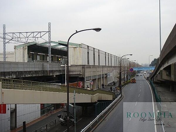 画像16:西高島平駅(都営地下鉄 三田線) 徒歩10分。 800m