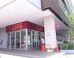 ライフ落合南長崎駅前店 489m