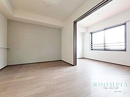 コンポジット渋谷本町 403 4階1LDKのリビング/ダイニング