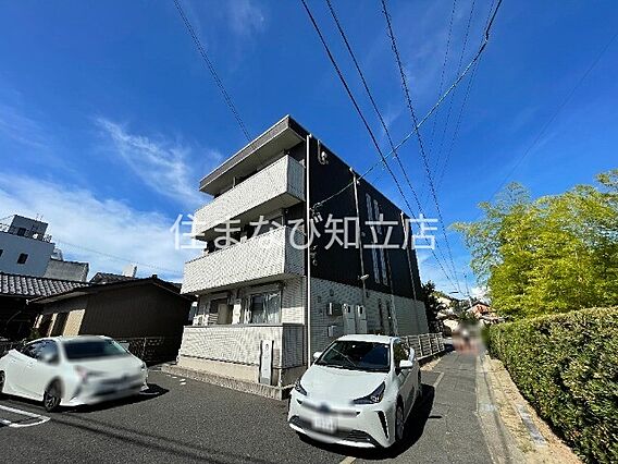 アール・オッツ_トップ画像