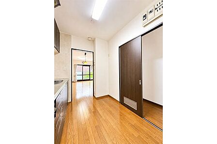 キッチン/毎日の調理に利用しやすいキッチンスペースです。
