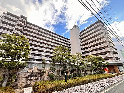 外観：南海本線「松ノ浜駅」徒歩７分の好立地！