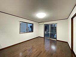 クローバータウン上所中I B-4 3LDKのリビング/ダイニング