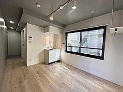 ブライトツー 4階ワンルームのリビング/ダイニング