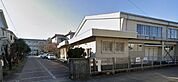小田原市立酒匂中学校 徒歩19分。中学校があり、落ち着いた環境で学べる安心感が子育て世帯に支持されています。 1490m