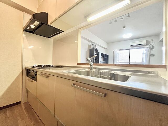 キッチン ファミールハイツ逆井一番館 2階/-