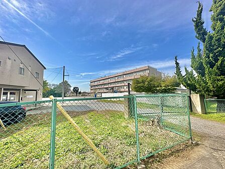 富勢小学校まで 880m 徒歩約11分●今までの経験に加え創意工夫を凝らしながら、「学校教育の見える化」を目指します。