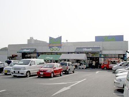 トウズ京成佐倉店 1910m