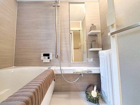 【Bathroom】リラックスできる空間で、一日の疲れを癒し、心身共にリフレッシュできます。