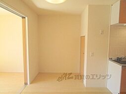 JR山陰本線 園部駅 徒歩5分の賃貸アパート 2階1LDKのリビング/ダイニング