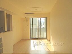 オアゾ福知山 205 2階2LDKのリビング/ダイニング