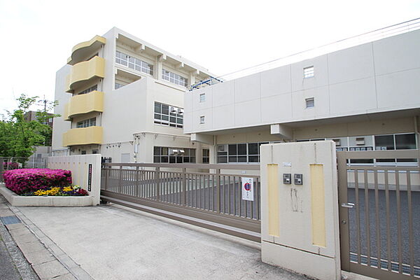 周辺：名古屋市立富士見台小学校