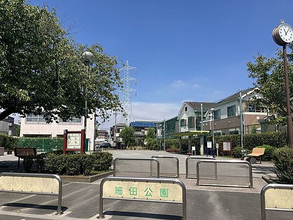 周辺を拡大表示
