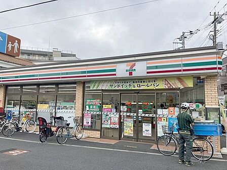 セブン-イレブン 葛飾内野店 210m
