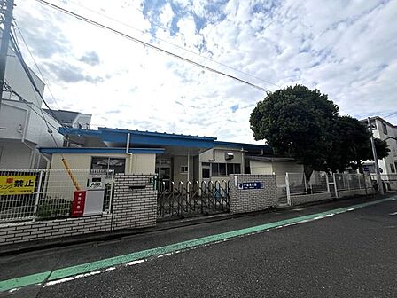 江戸川区立 小岩保育園 210m
