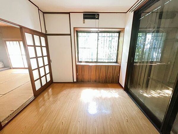 リビング/ダイニングを拡大表示
