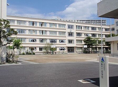 足立区立第十二中学校 800m