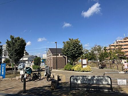 東新小岩二丁目かがやき公園 250m