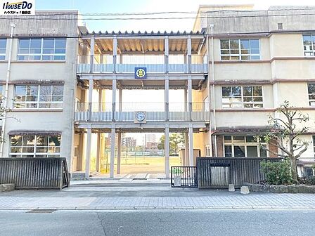 京陵中学校 760m