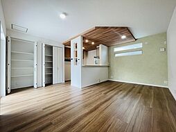 リビング/ダイニングの画像